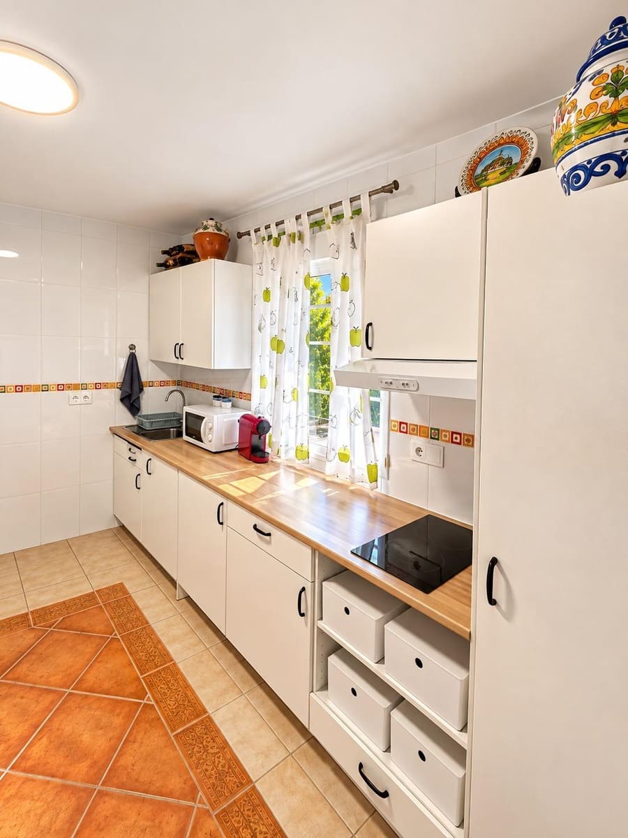 3 bedroom Villa for sale in Pinar de Campoverde with garage - € 345,000 (Ref: 10067915)