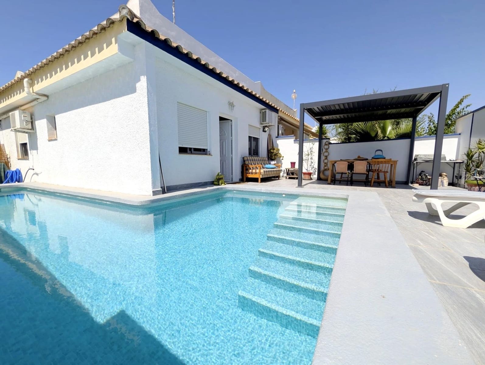 2 sovrum Semi-fristående Villa till salu i Camposol med pool - 182 000 € (Ref: 10067919)