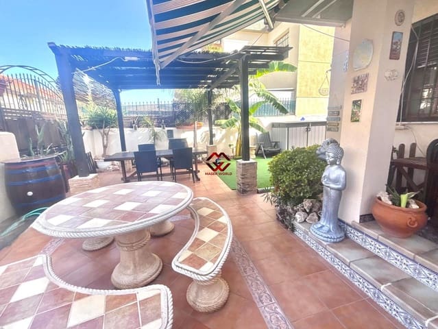 3 slaapkamer Rijtjeshuis te koop in Santiago de la Ribera, San Javier met zwembad - € 420.000 (Ref: 10070913)