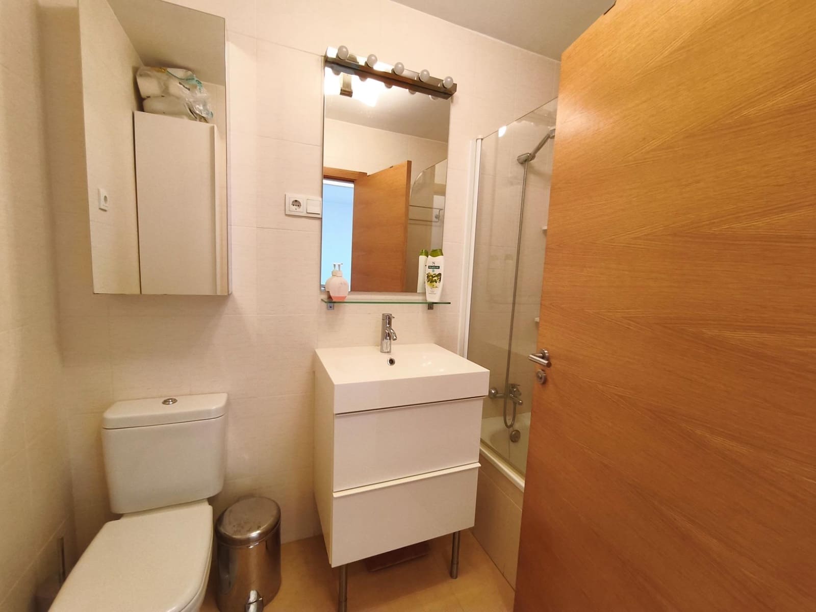 Apartamento de 2 habitaciones en Condado de Alhama en venta con piscina - 114.495 € (Ref: 10081200)