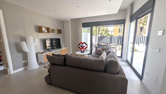 4 Zimmer Villa zu verkaufen in Santiago de la Ribera, San Javier mit Pool Garage - 475.000 € (Ref: 10089704)