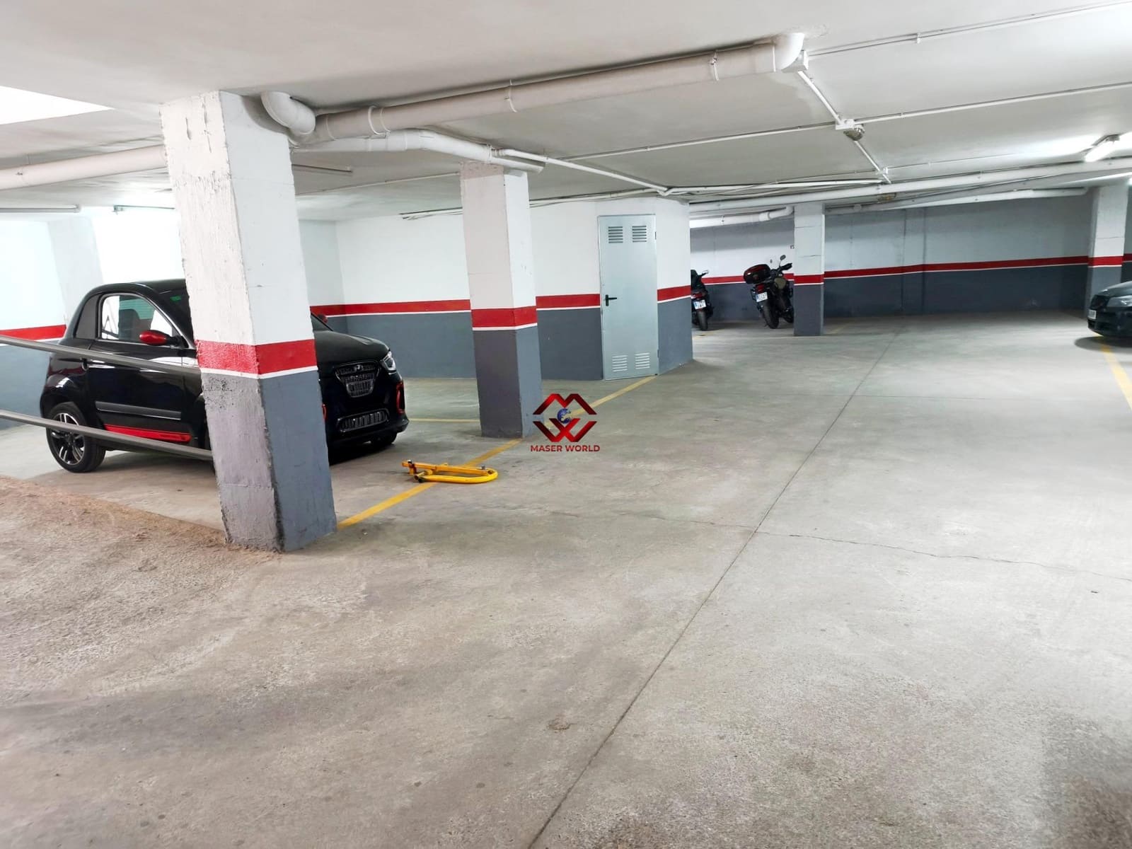 Garage for sale in Puerto de Mazarron - € 14,900 (Ref: 10120167)