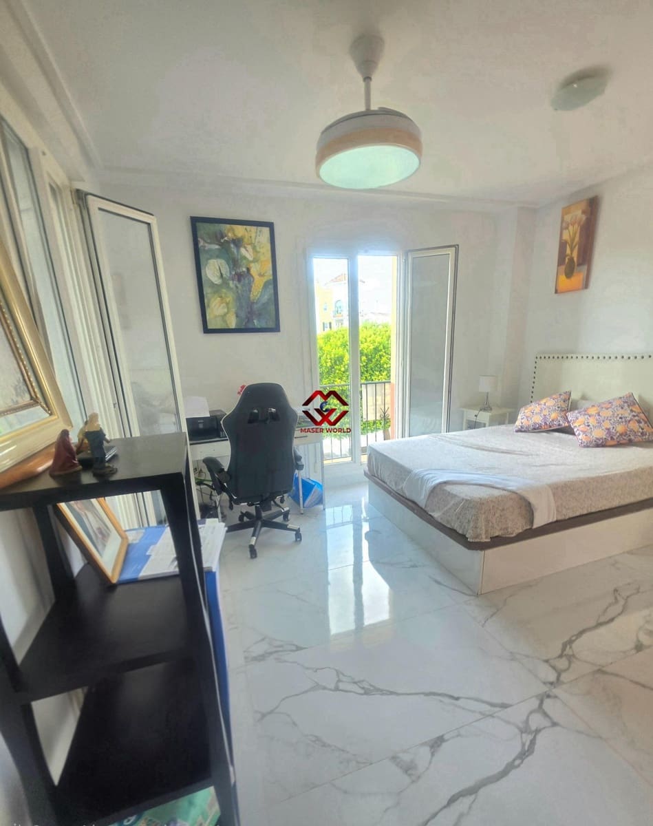 3 sypialnia Mieszkanie na sprzedaż w La Torre Golf Resort z basenem garażem - 189 900 € (Ref: 10139700)
