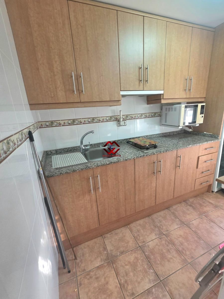 11 bedroom Villa for sale in Torre de la Horadada with garage - € 339,500 (Ref: 10155267)