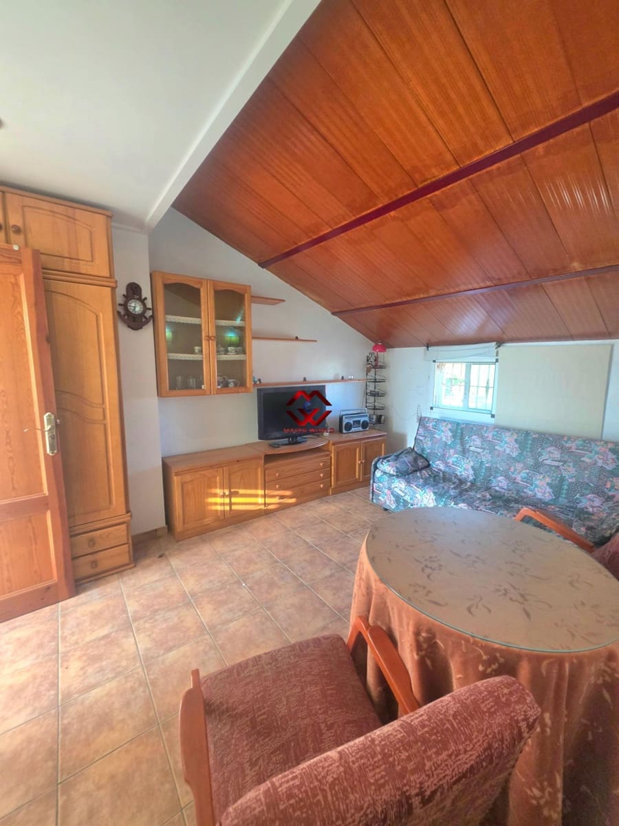 11 bedroom Villa for sale in Torre de la Horadada with garage - € 339,500 (Ref: 10155267)