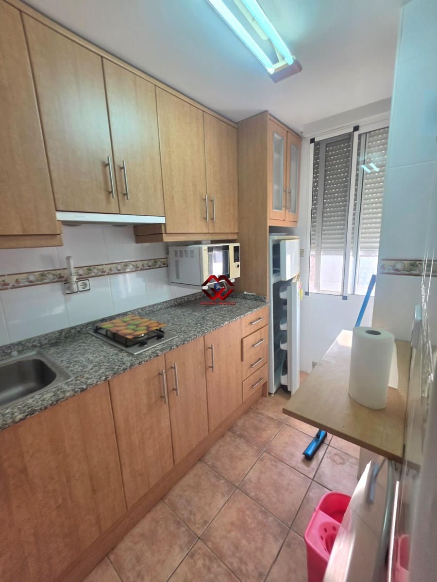 11 bedroom Villa for sale in Torre de la Horadada with garage - € 339,500 (Ref: 10155267)