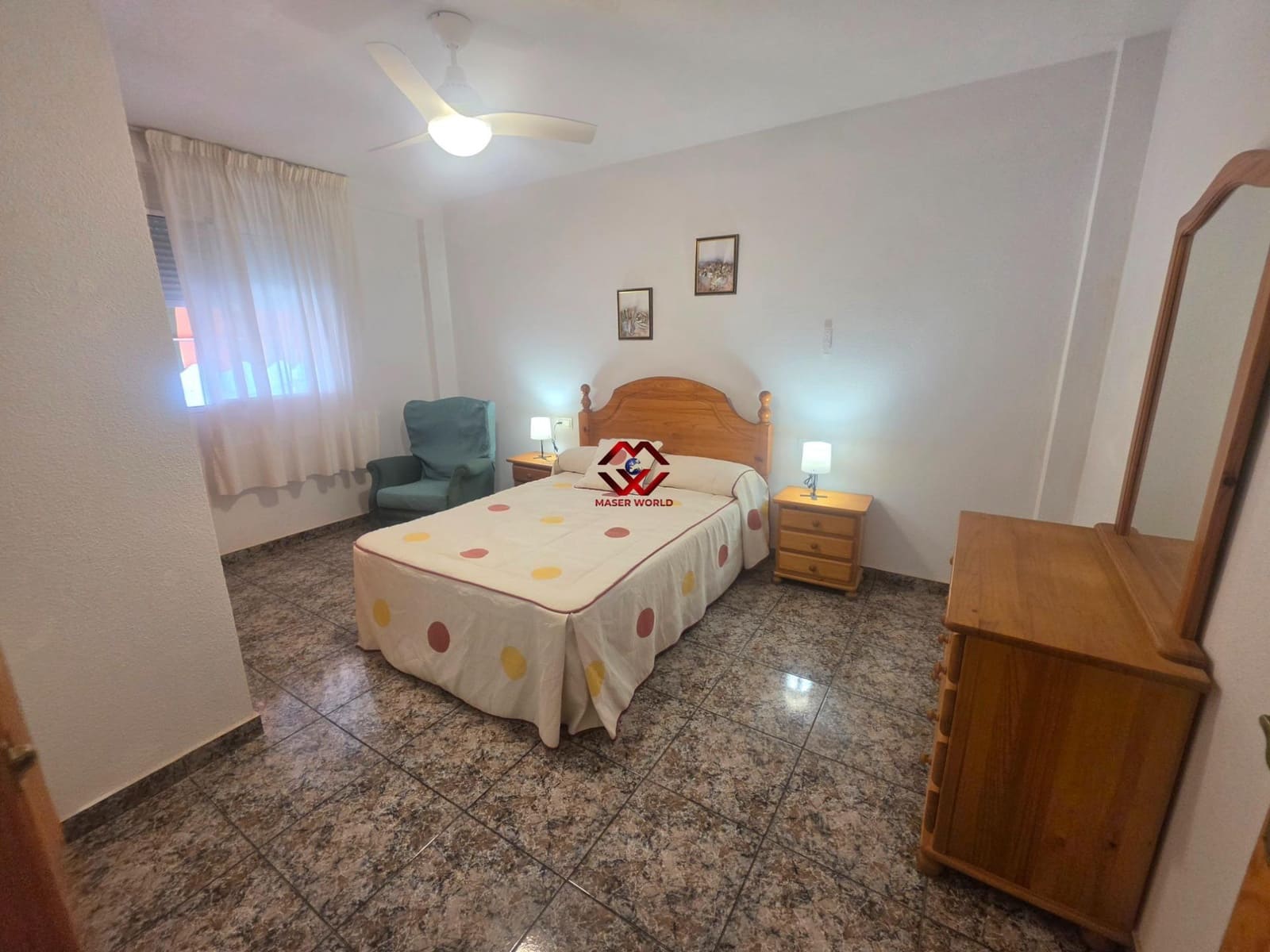 11 bedroom Villa for sale in Torre de la Horadada with garage - € 339,500 (Ref: 10155267)