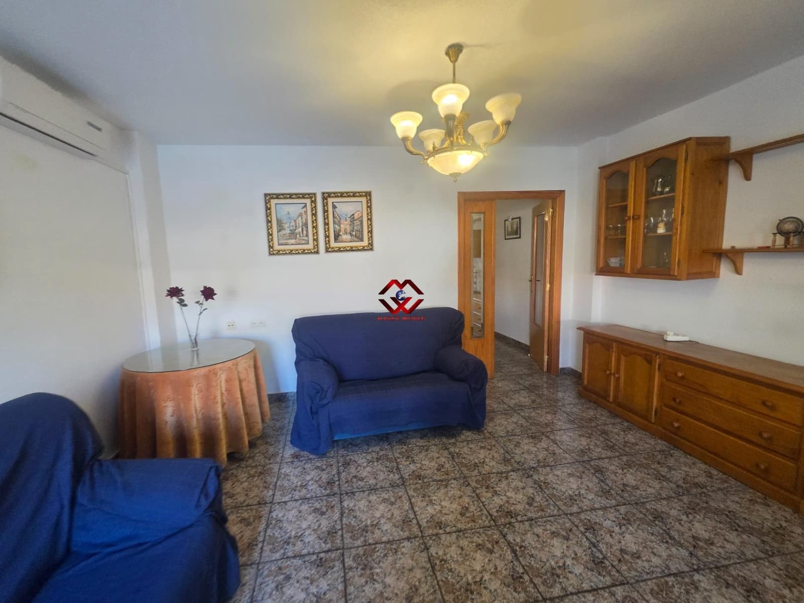 11 bedroom Villa for sale in Torre de la Horadada with garage - € 339,500 (Ref: 10155267)