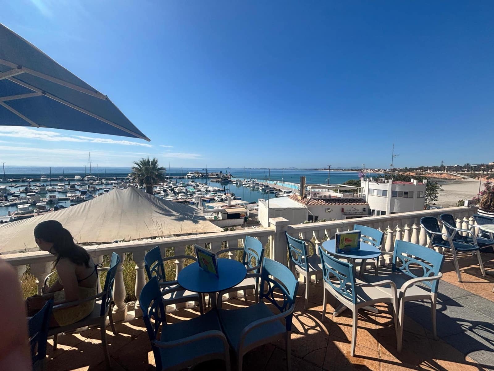 11 bedroom Villa for sale in Torre de la Horadada with garage - € 339,500 (Ref: 10155267)