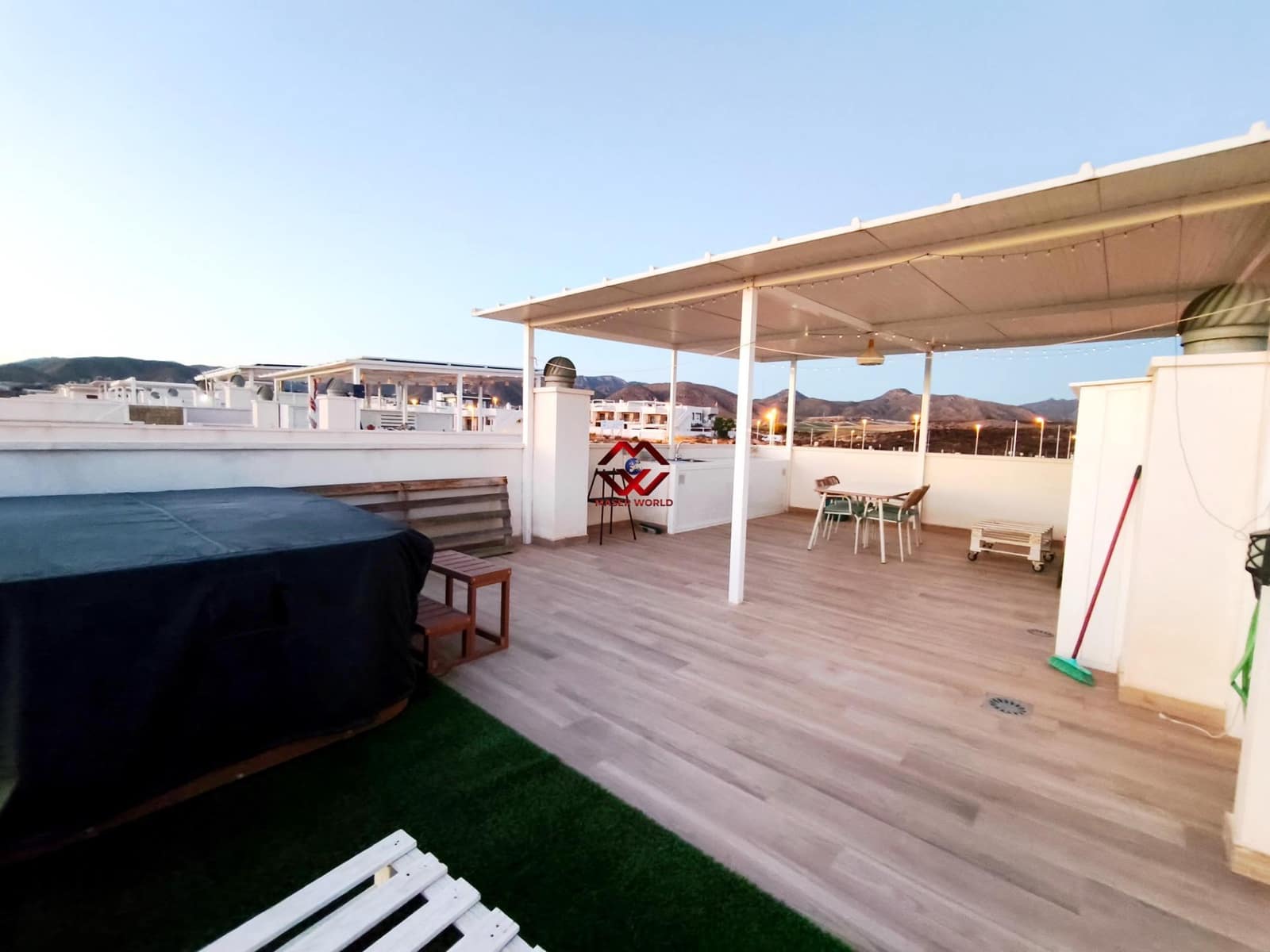 2 bedroom Apartment for sale in Puerto de Mazarron - € 269,000 (Ref: 10157883)
