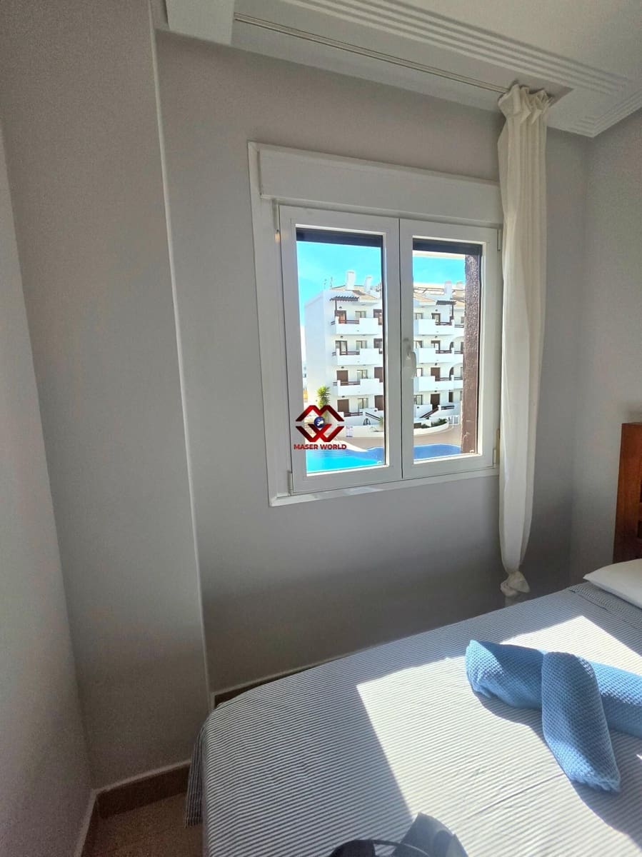 2 soverom Leilighet til salgs i Los Alcazares med svømmebasseng garasje - € 219 000 (Ref: 10159670)