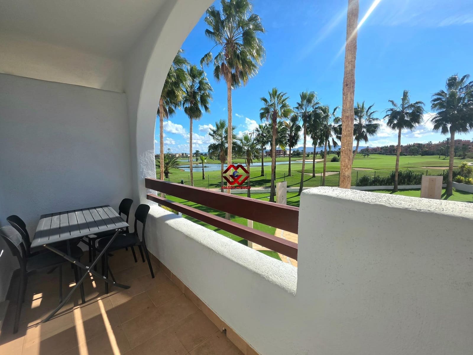 2 soverom Leilighet til salgs i Los Alcazares med svømmebasseng garasje - € 219 000 (Ref: 10159670)
