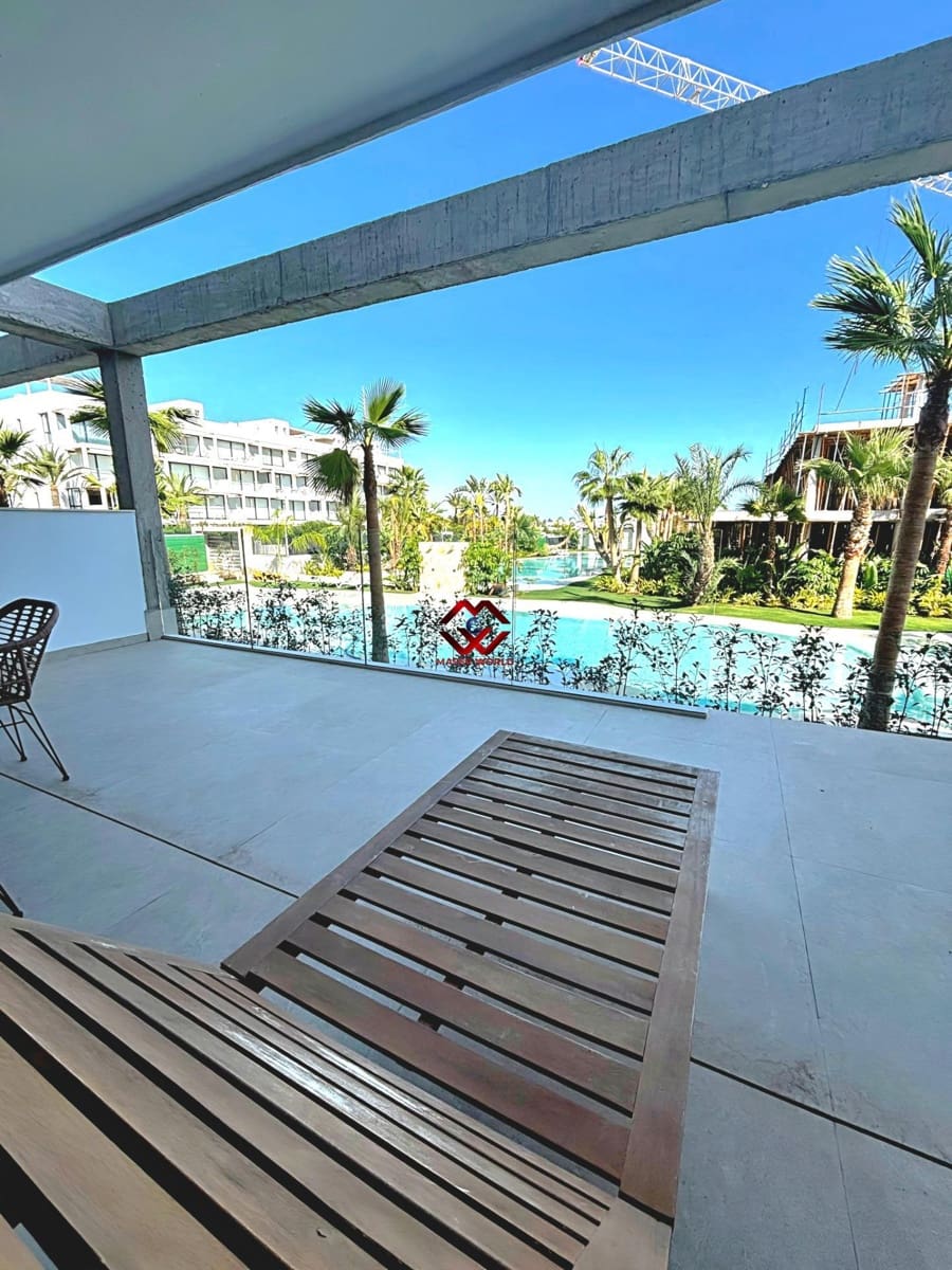 2 chambre Penthouse à vendre à Mar de Cristal avec piscine garage - 358 000 € (Ref: 10165025)