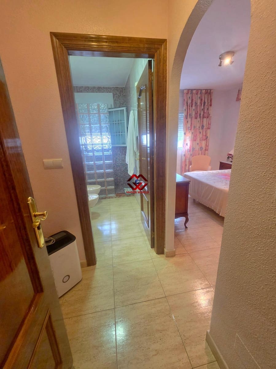 4 Zimmer Villa zu verkaufen in Santiago de la Ribera mit Pool Garage - 499.000 € (Ref: 10165026)