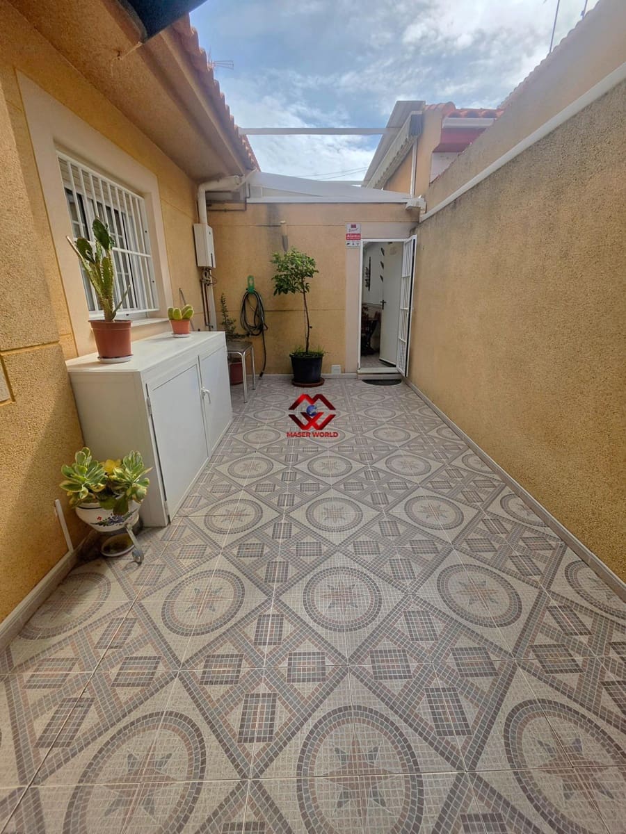 4 Zimmer Villa zu verkaufen in Santiago de la Ribera mit Pool Garage - 499.000 € (Ref: 10165026)
