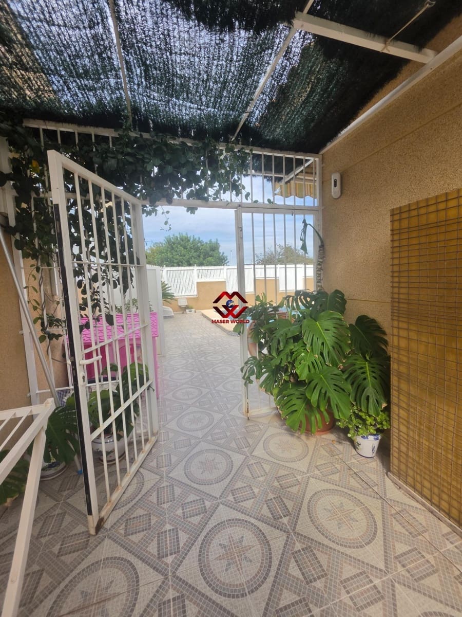4 Zimmer Villa zu verkaufen in Santiago de la Ribera mit Pool Garage - 499.000 € (Ref: 10165026)