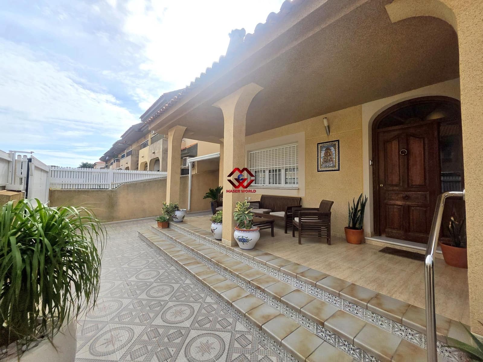 4 Zimmer Villa zu verkaufen in Santiago de la Ribera mit Pool Garage - 499.000 € (Ref: 10165026)