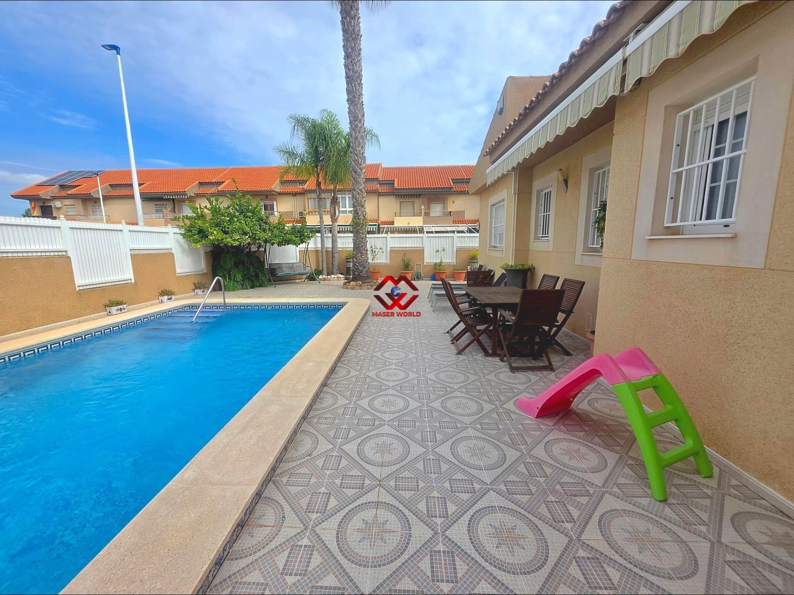 4 Zimmer Villa zu verkaufen in Santiago de la Ribera mit Pool Garage - 499.000 € (Ref: 10165026)