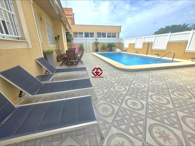 4 Zimmer Villa zu verkaufen in Santiago de la Ribera, San Javier mit Pool Garage - 499.000 € (Ref: 10165026)
