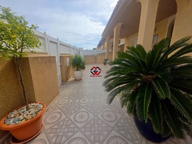 4 soveværelse Villa til salg i Santiago de la Ribera, San Javier med swimmingpool garage - € 499.000 (Ref: 10165026)
