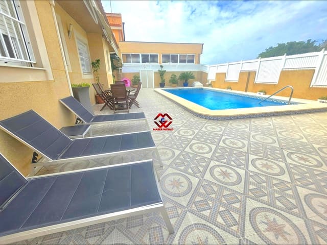 4 soveværelse Villa til salg i Santiago de la Ribera, San Javier med swimmingpool garage - € 499.000 (Ref: 10165026)