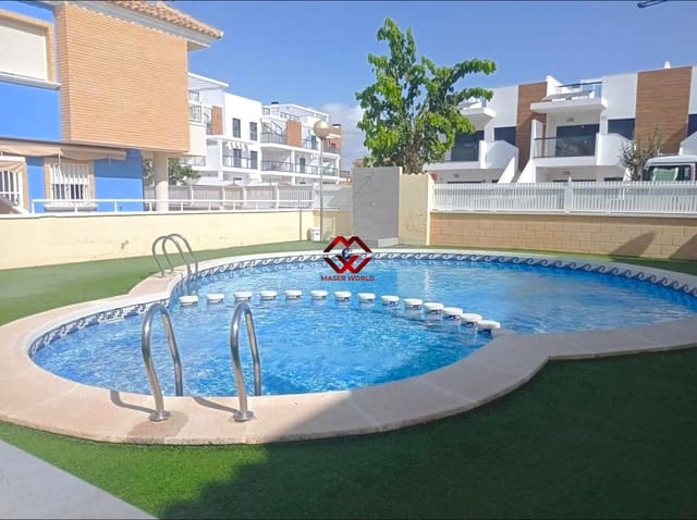 2 chambre Villa/Maison Mitoyenne à vendre à El Mojon, Pilar de la Horadada avec piscine - 225 000 € (Ref: 10166652)