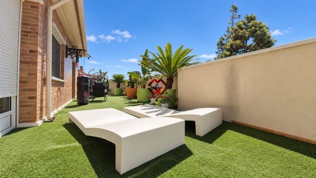 4 quarto Moradia para venda em Pilar de la Horadada com garagem - 359 000 € (Ref: 10168722)