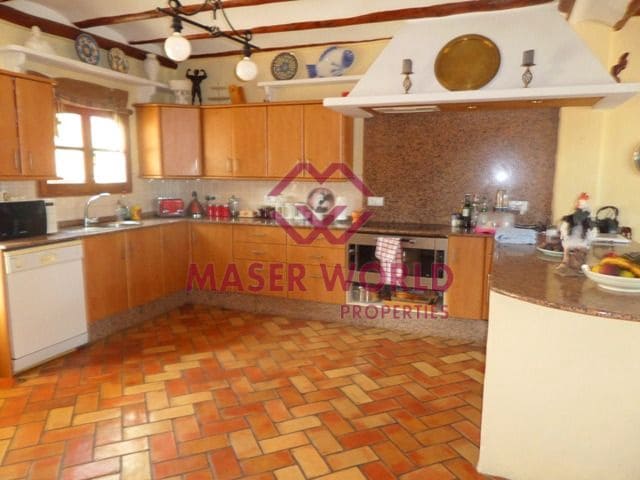 4 soveværelse Finca/Landehus til salg i Puerto de Mazarron med swimmingpool - € 399.000 (Ref: 4219819)