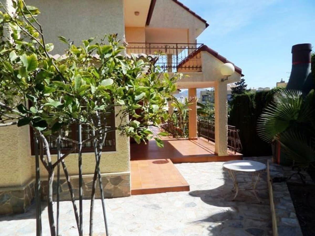 5 bedroom Villa for sale in Puerto de Mazarron with pool garage - € 799,900 (Ref: 4219860)