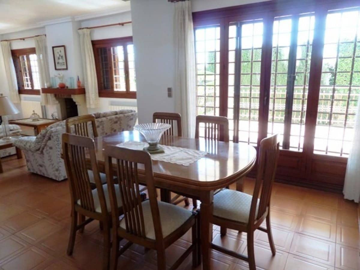 5 bedroom Villa for sale in Puerto de Mazarron with pool garage - € 799,900 (Ref: 4219860)