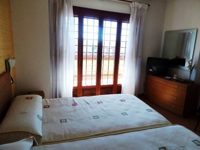 5 slaapkamer Villa te koop in Puerto de Mazarron met zwembad garage - € 589.000 (Ref: 4219860)