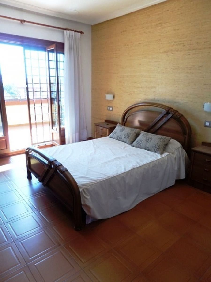 5 bedroom Villa for sale in Puerto de Mazarron with pool garage - € 799,900 (Ref: 4219860)