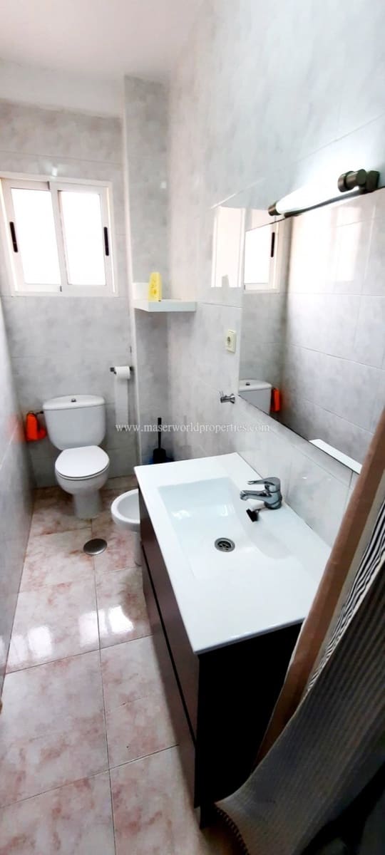 Apartamento de 2 habitaciones en Puerto de Mazarron en venta - 89.900 € (Ref: 6682363)