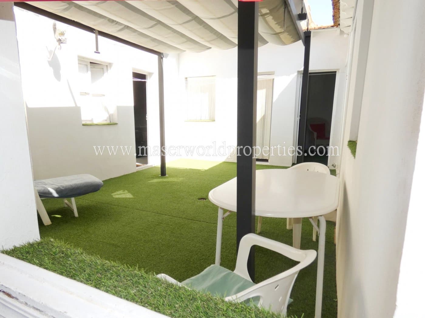 4 soverom Strandleiligheter til salgs i Puerto de Mazarron med garasje - € 279 900 (Ref: 6984480)