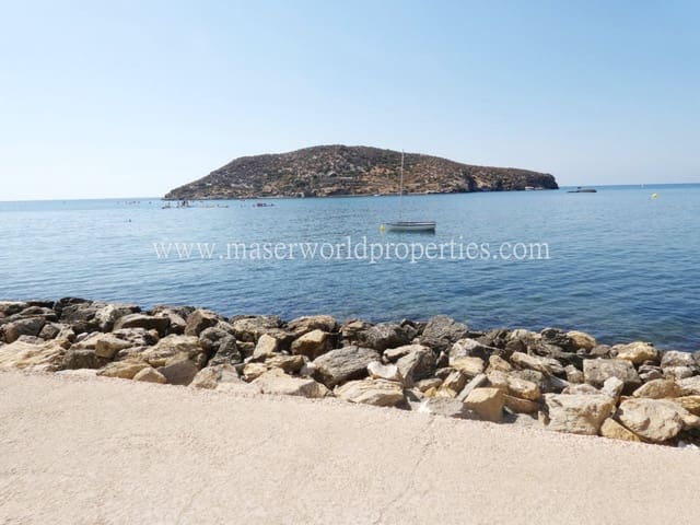 4 makuuhuone Ranta-asunto myytävänä paikassa Puerto de Mazarron, Mazarrón mukana 
autotalli - 279 900 € (Ref: 6984480)