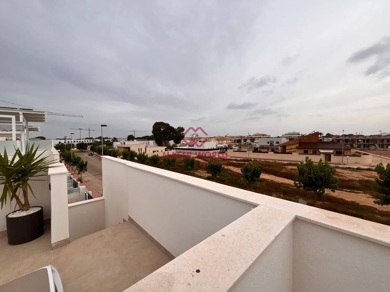 3 bedroom Villa for sale in Santiago de la Ribera with pool - € 350,000 (Ref: 7104340)