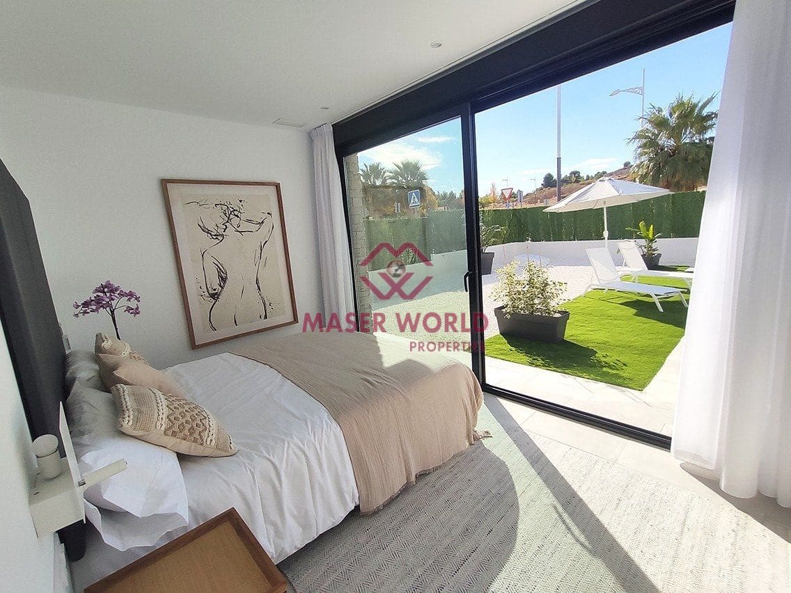 3 bedroom Villa for sale in Calasparra with pool - € 355,000 (Ref: 7664893)