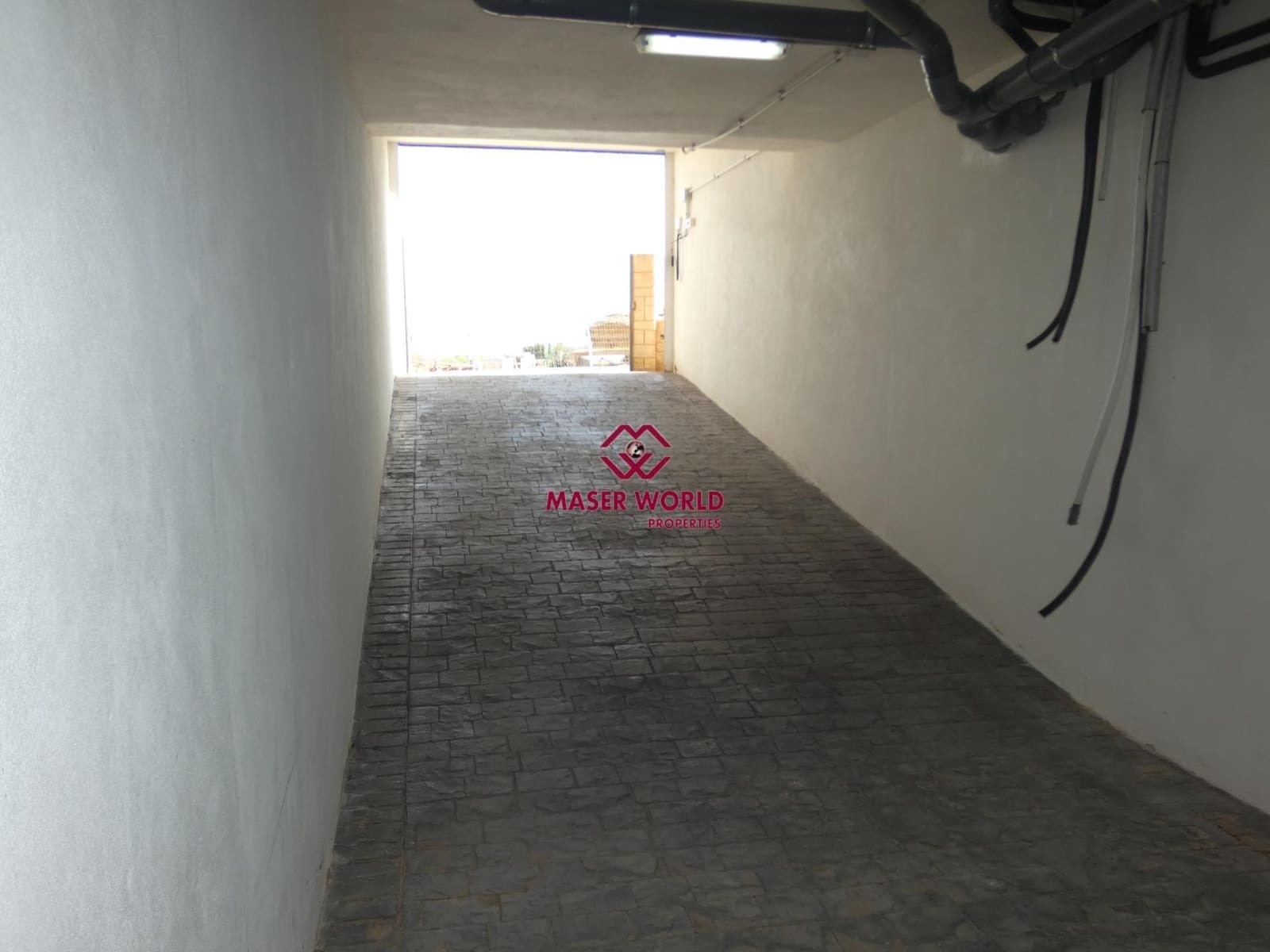 3 slaapkamer Villa te koop in El Pareton met garage - € 255.000 (Ref: 7860429)