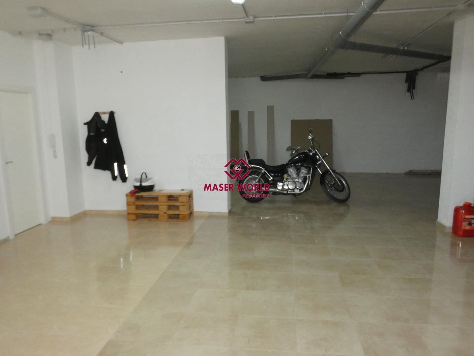 3 slaapkamer Villa te koop in El Pareton met garage - € 255.000 (Ref: 7860429)