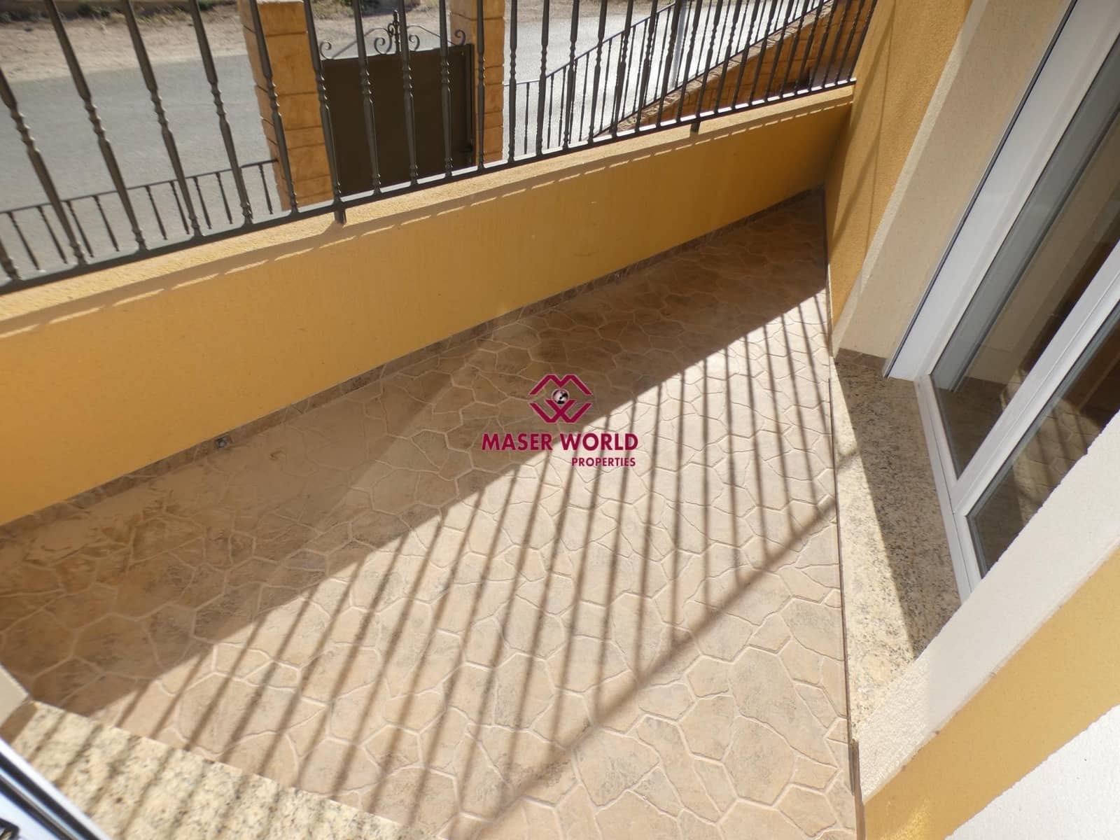 3 slaapkamer Villa te koop in El Pareton met garage - € 255.000 (Ref: 7860429)