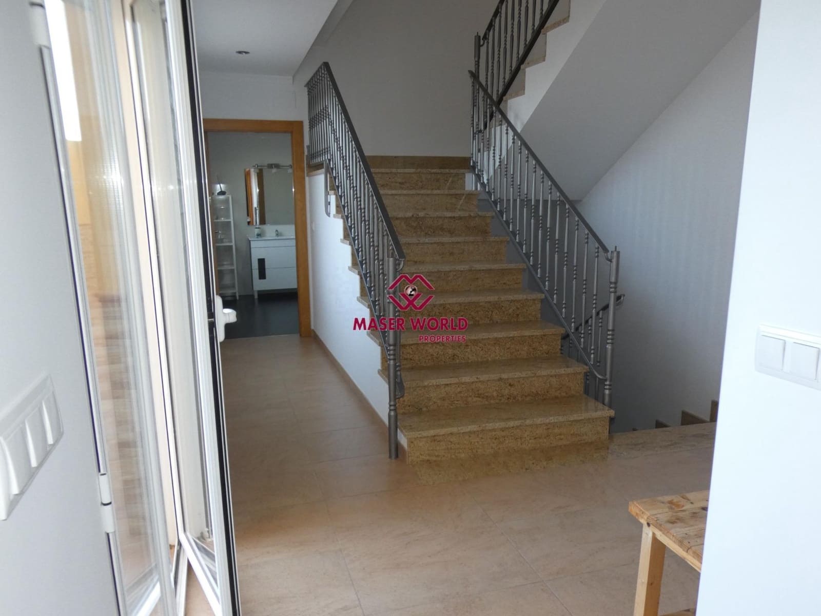 3 slaapkamer Villa te koop in El Pareton met garage - € 255.000 (Ref: 7860429)