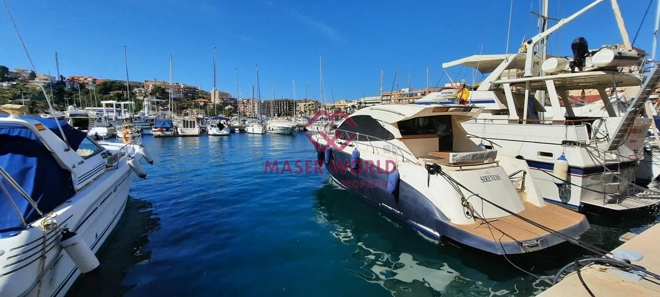 5 soveværelse Villa til salg i Puerto de Mazarron med garage - € 410.000 (Ref: 7877440)