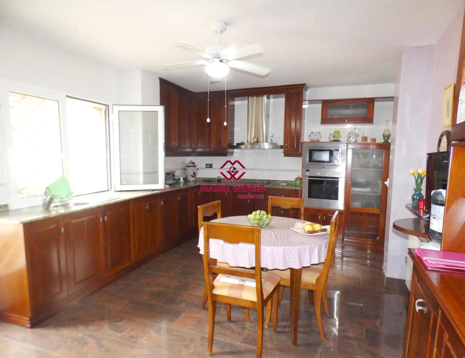 5 soveværelse Villa til salg i Puerto de Mazarron med garage - € 410.000 (Ref: 7877440)