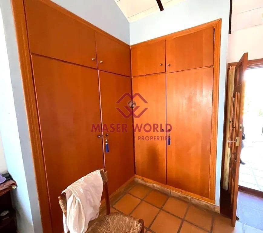 4 soveværelse Finca/Landehus til salg i La Majada med swimmingpool - € 267.000 (Ref: 8131249)