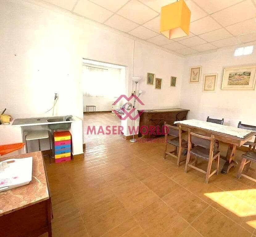 4 soveværelse Finca/Landehus til salg i La Majada med swimmingpool - € 267.000 (Ref: 8131249)