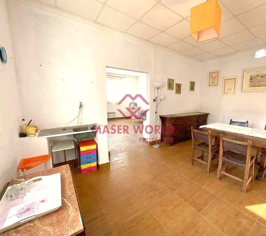 4 soveværelse Finca/Landehus til salg i La Majada med swimmingpool - € 267.000 (Ref: 8131249)