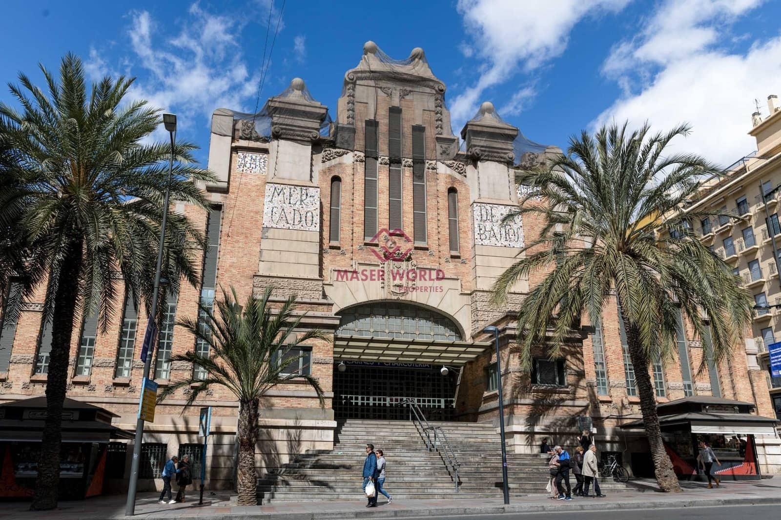 1 soverom Leilighet til salgs i Alicante by med svømmebasseng - € 249 900 (Ref: 8187990)