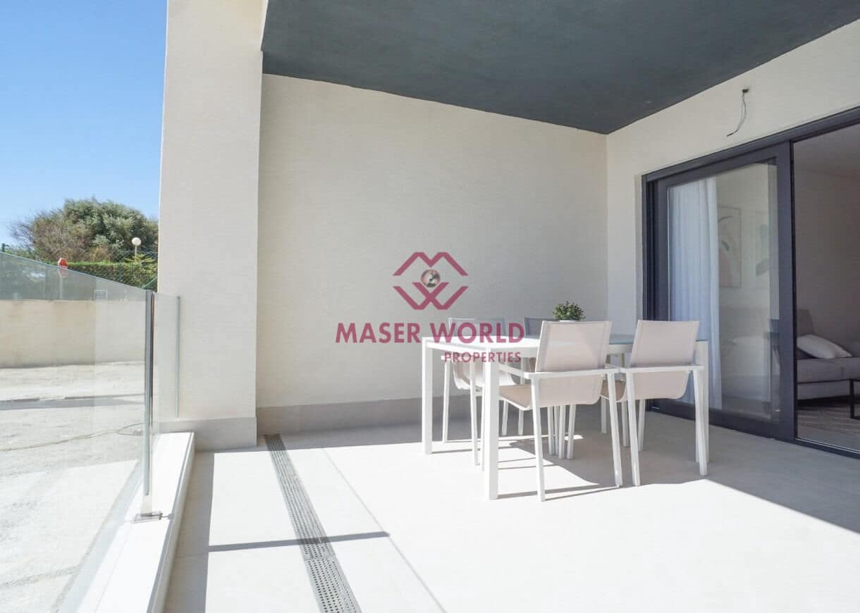 3 soveværelse Penthouse til salg i Torrevieja med swimmingpool - € 540.000 (Ref: 8253959)