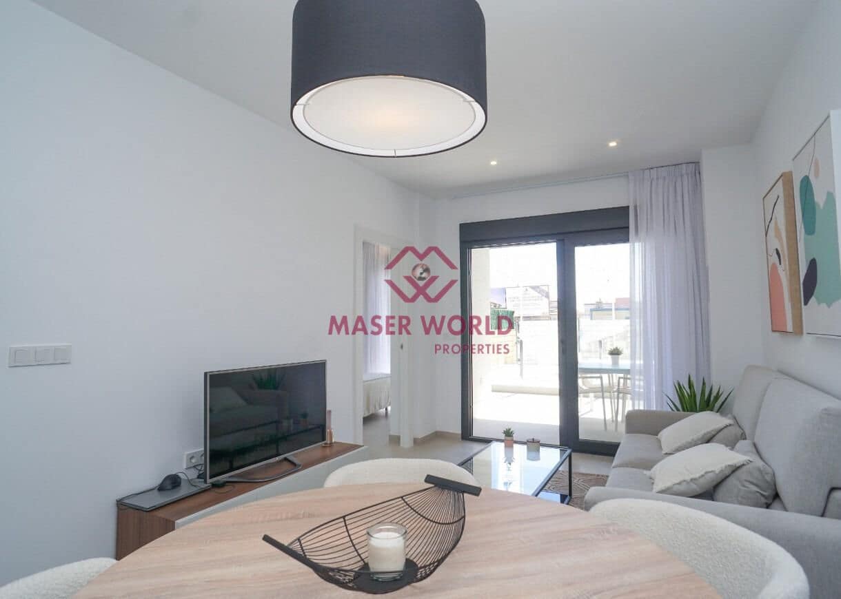 3 soveværelse Penthouse til salg i Torrevieja med swimmingpool - € 540.000 (Ref: 8253959)
