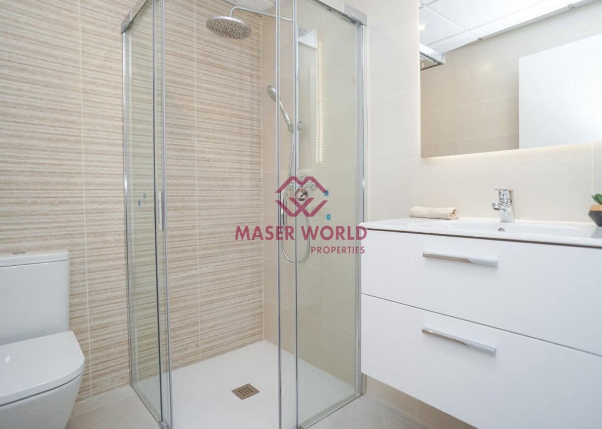 3 soveværelse Penthouse til salg i Torrevieja med swimmingpool - € 540.000 (Ref: 8253959)